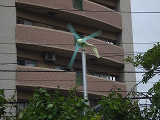画像: 今年の夏も暑い夏。扇風機で我慢しようかと思います。