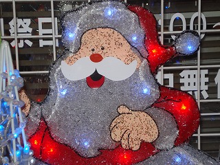 画像: クリスマスの月になりますね。