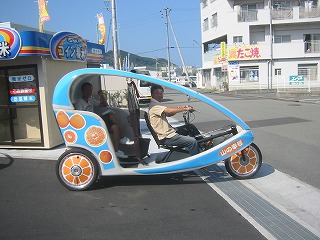 画像: 宇和島の自転車観光タクシーです。横から見たところ